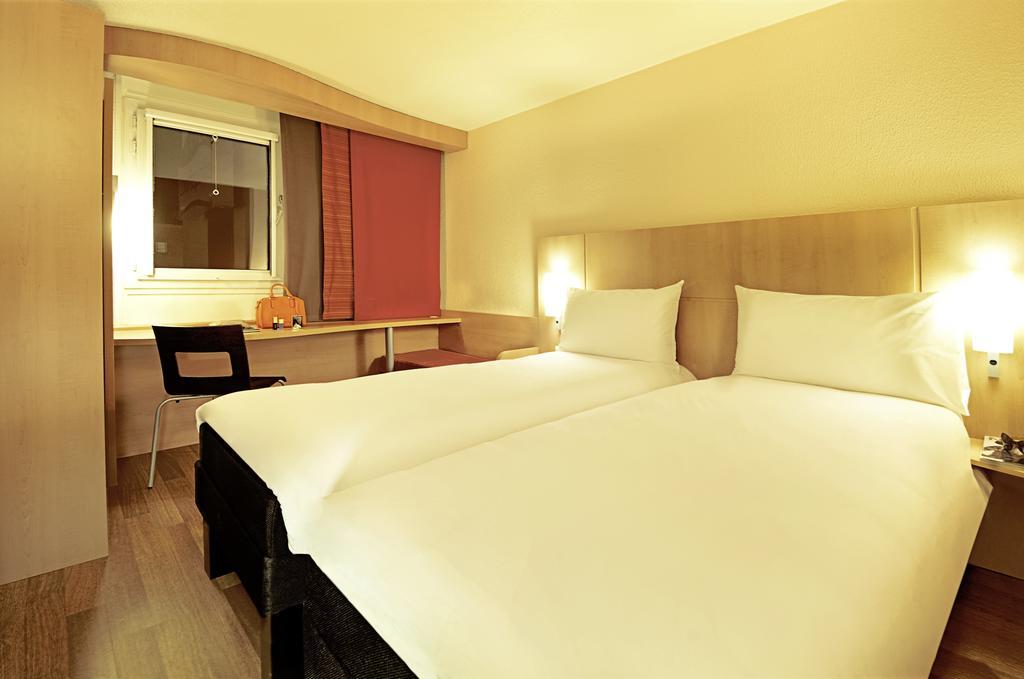 Ibis Paris Montmartre Sacre-Coeur Hotel Ruang foto
