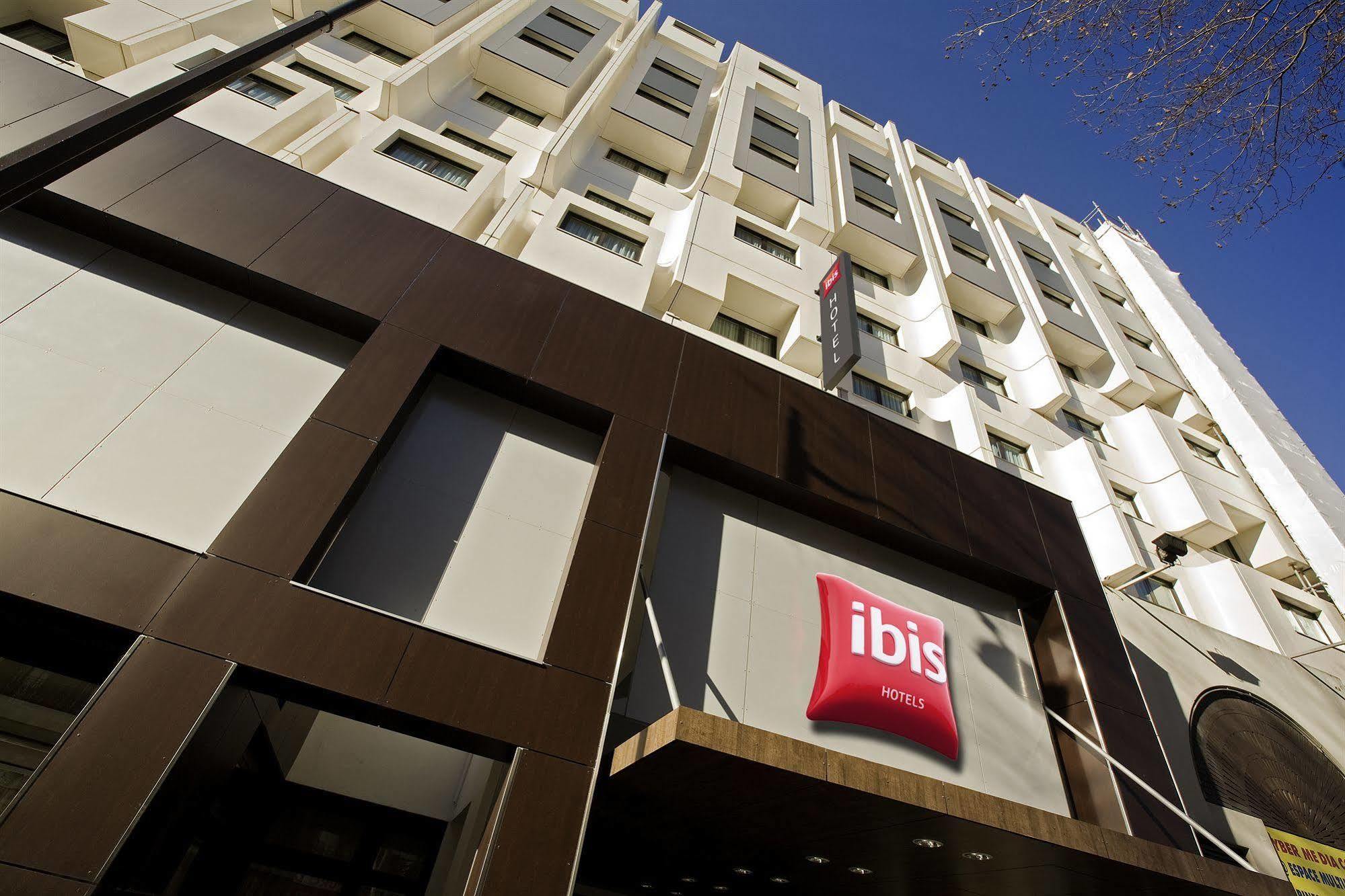Ibis Paris Montmartre Sacre-Coeur Hotel Bagian luar foto